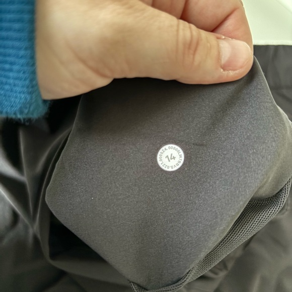 Lululemon Stroll At Sundown 3” Short - Picture 6 of 8